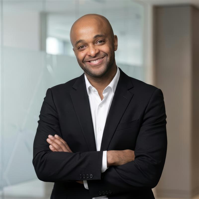 Mika MUSUNGAYI — Fondateur de MFinances